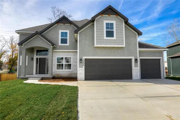 8824 N Colorado Avenue, Kansas City, MO 64156