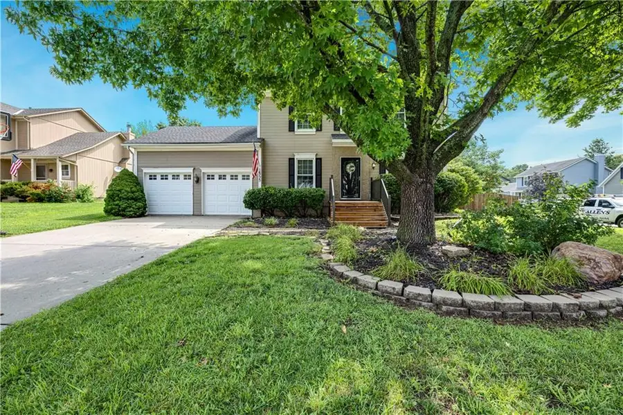14775 S Kaw Drive, Olathe, KS 66062 - #2
