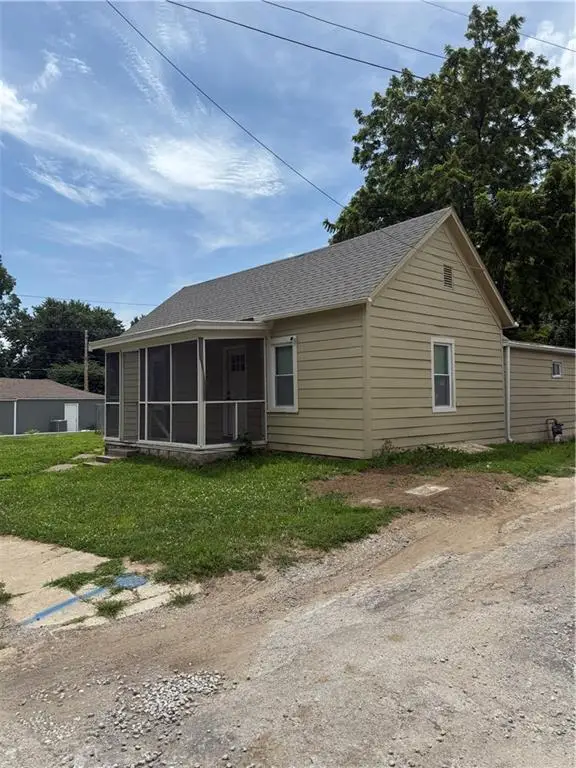 415 S 20th Street, Lexington, MO 64067 - #2