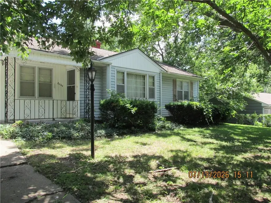 8009 Hunter Street, Raytown, MO 64133 - #3