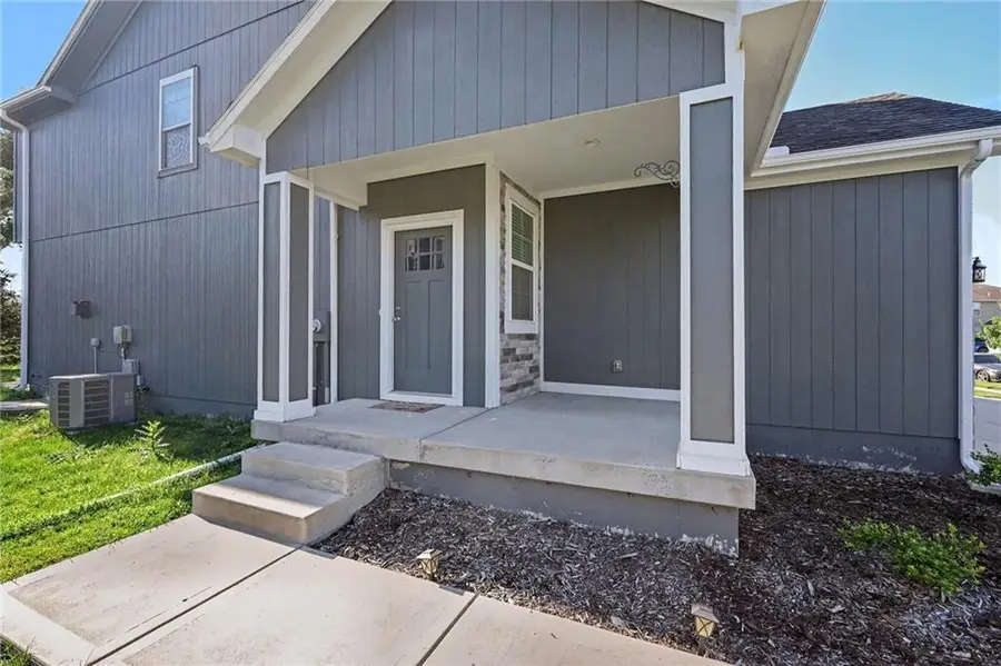 16439 Blair Street, Gardner, KS 66030 - #3