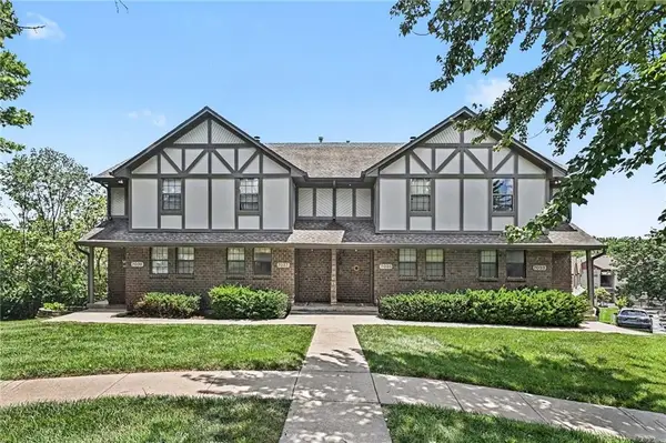 7033 N Fisk Court, Kansas City, MO 64151