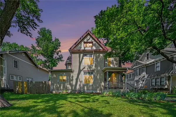 316 S Maple Street, Ottawa, KS 66067