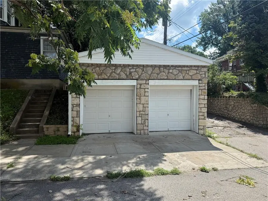 2502 Jules Street, Saint Joseph, MO 64501 - #3