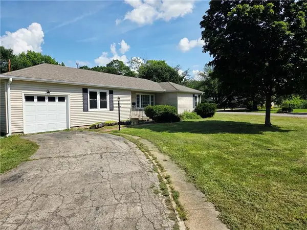 1351 Marblecrest Drive, Fort Scott, KS 66701