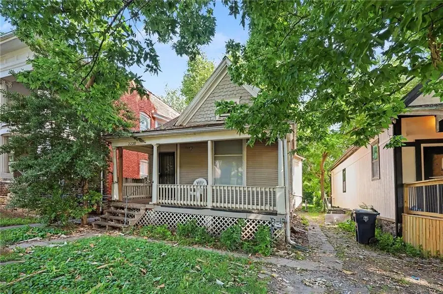 3220 E 11th Street, Kansas City, MO 64127 - #3