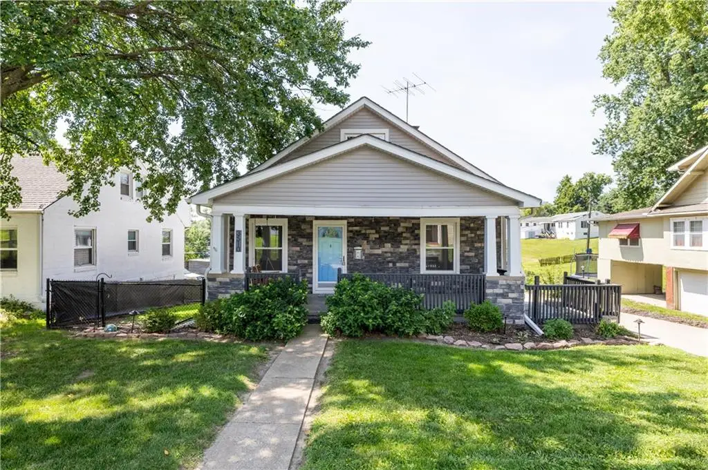 3510 Mitchell Avenue, Saint Joseph, MO 64507 - #1