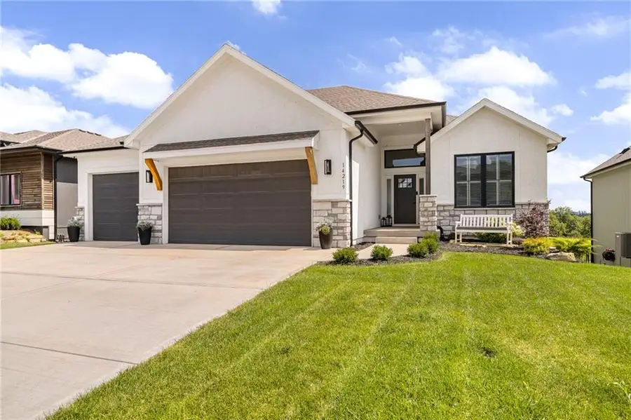 14219 S Houston Street, Olathe, KS 66061 - #2