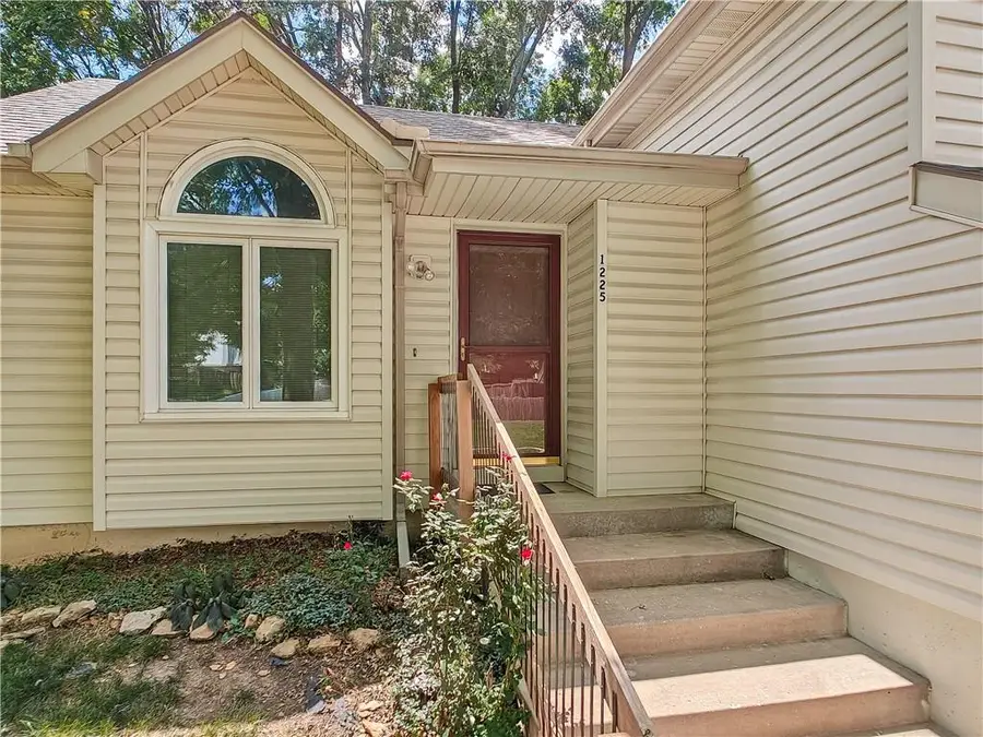 1225 E 125th Street, Olathe, KS 66061 - #2
