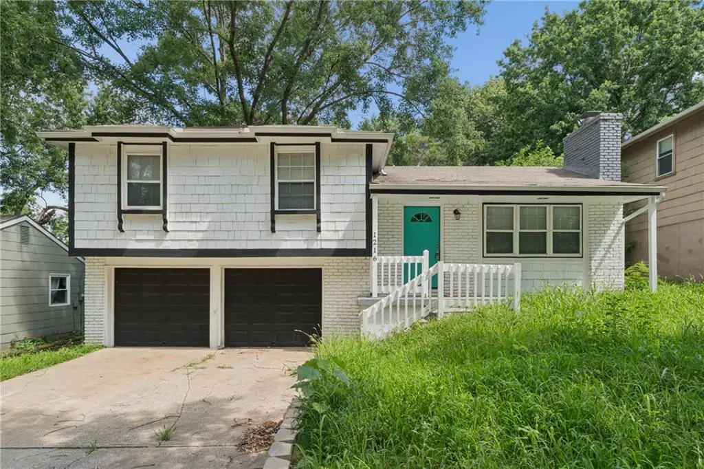 1216 NW 66th Terrace, Kansas City, MO 64118 - #1