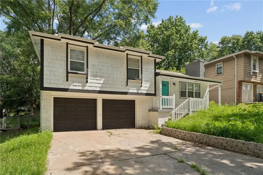 1216 NW 66th Terrace, Kansas City, MO 64118 - #2