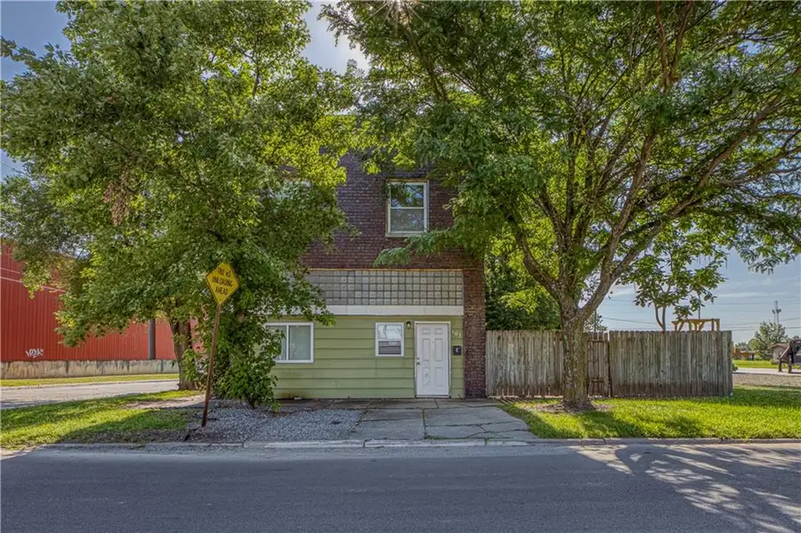 101 S Elm Street, Pittsburg, KS 66762 - #2