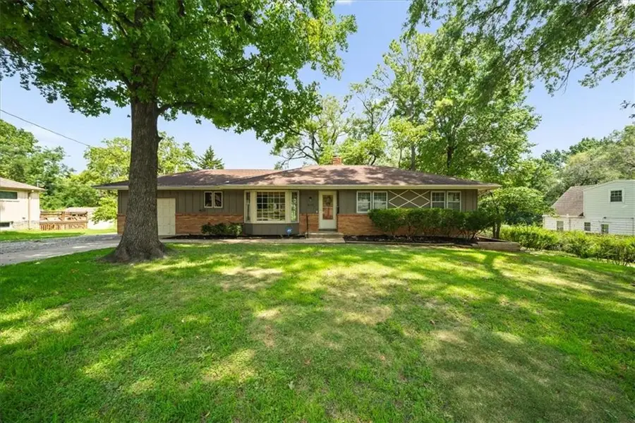 6111 Melrose Lane, Shawnee, KS 66203 - #2