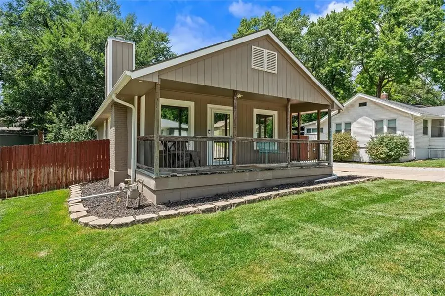 5118 El Monte Street, Roeland Park, KS 66205 - #3