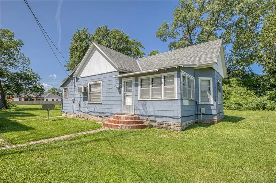 500 E Mckay Street, Frontenac, KS 66763 - #2
