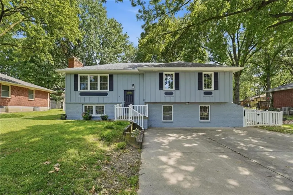 1605 NE 69th Terrace, Gladstone, MO 64118 - #1