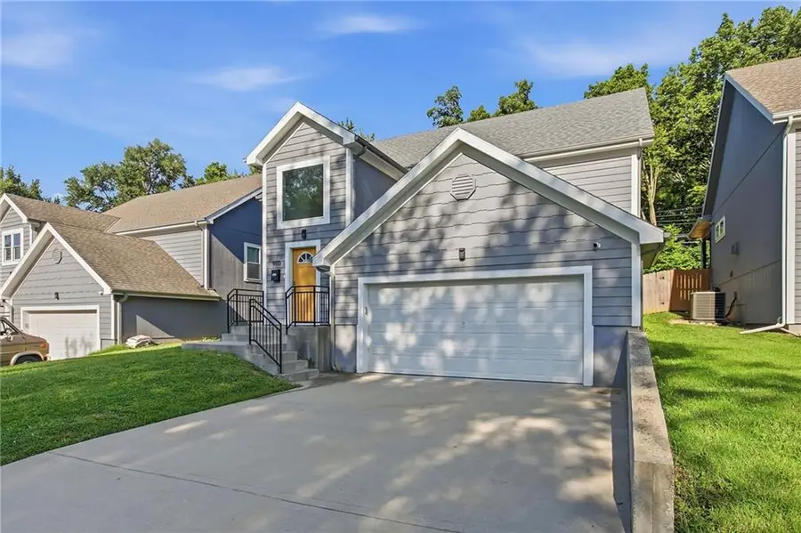 9110 Grand Avenue, Kansas City, MO 64114 - #2