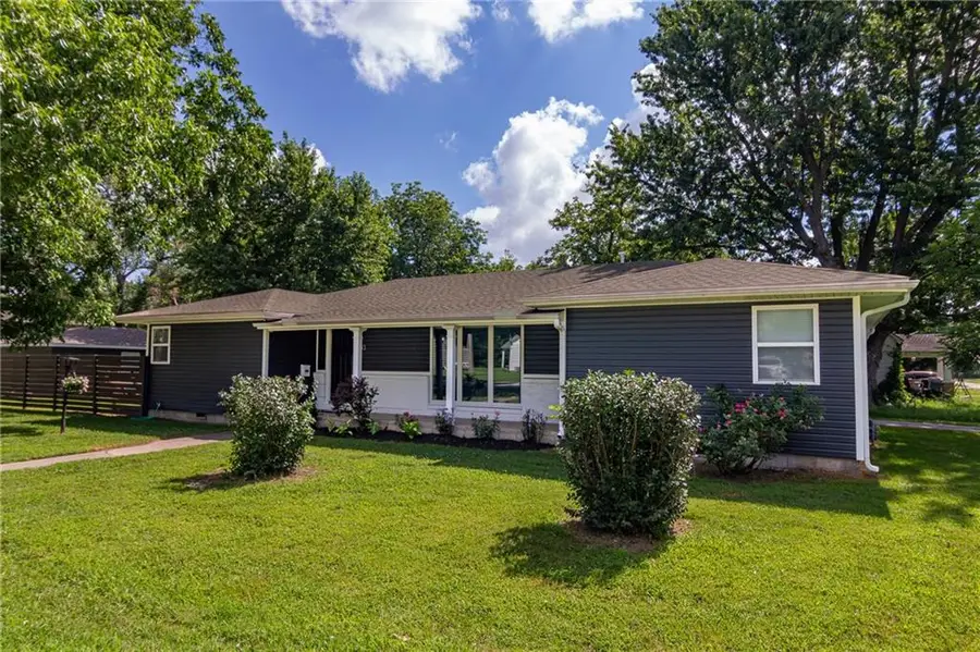 303 S Jefferson Street, Frontenac, KS 66763 - #3