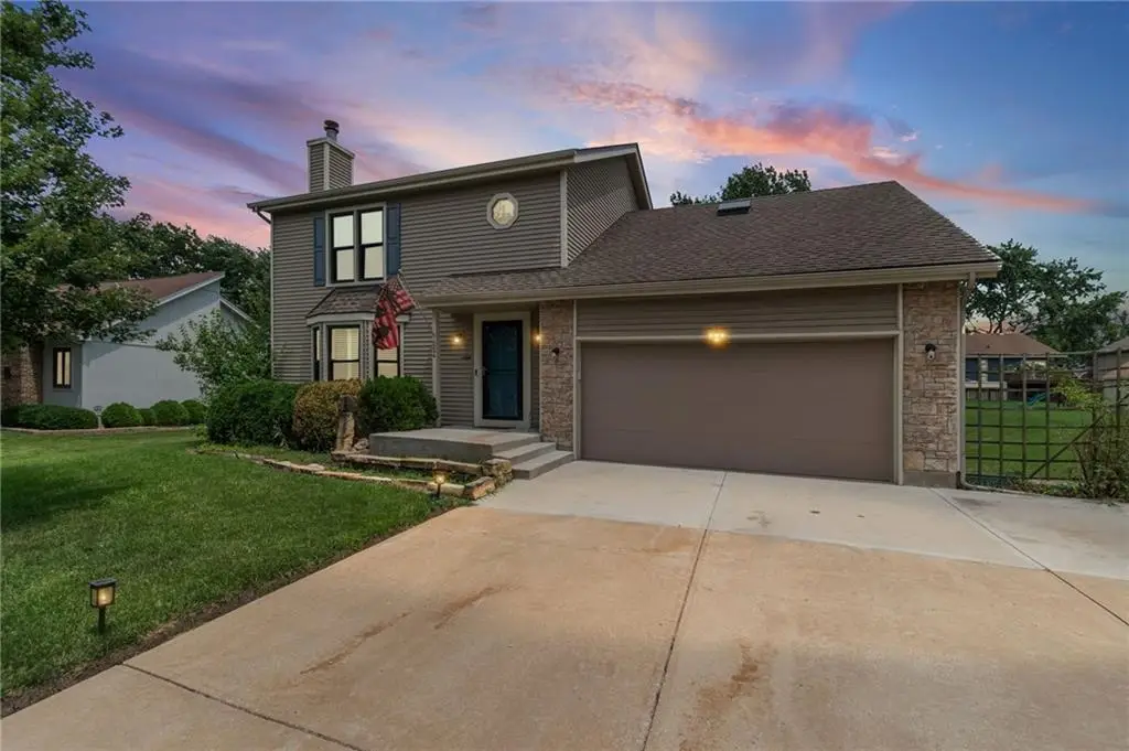 224 S Chambery Drive, Olathe, KS 66061 - #1
