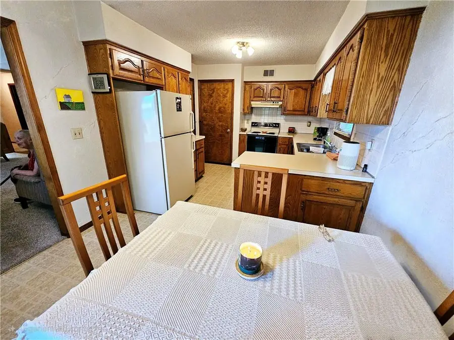 15293 Conser Street, Overland Park, KS 66223 - #2