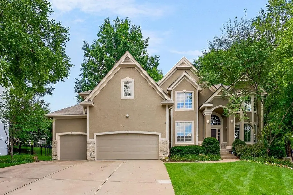 13407 W 72nd Street, Shawnee, KS 66216 - #1
