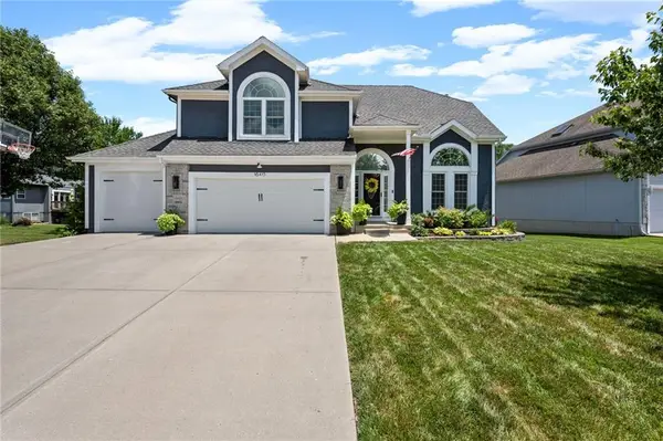 16415 S Sunset Street, Olathe, KS 66062