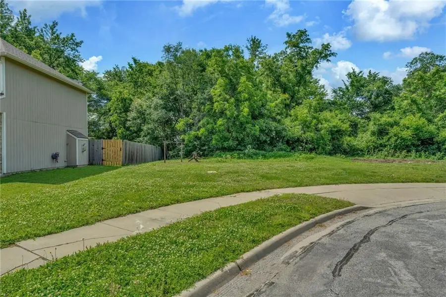 907 Anna Tappan Way, Lawrence, KS 66044 - #2