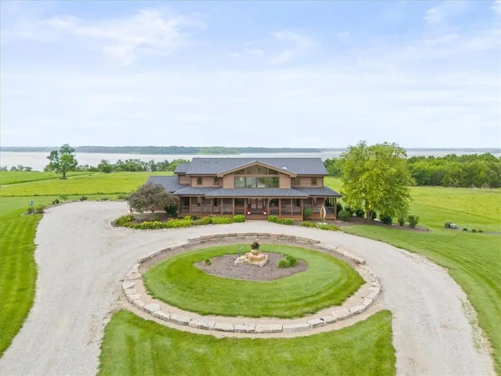 521 N 1450th Road, Lawrence, KS 66049 - #1