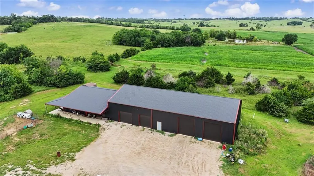 2216 Eisenhower Road, Ottawa, KS 66067 - #1