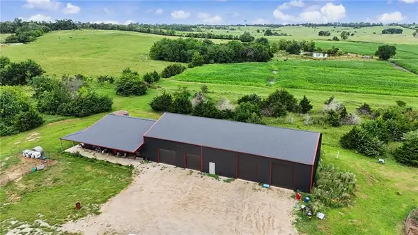 2216 Eisenhower Road, Ottawa, KS 66067