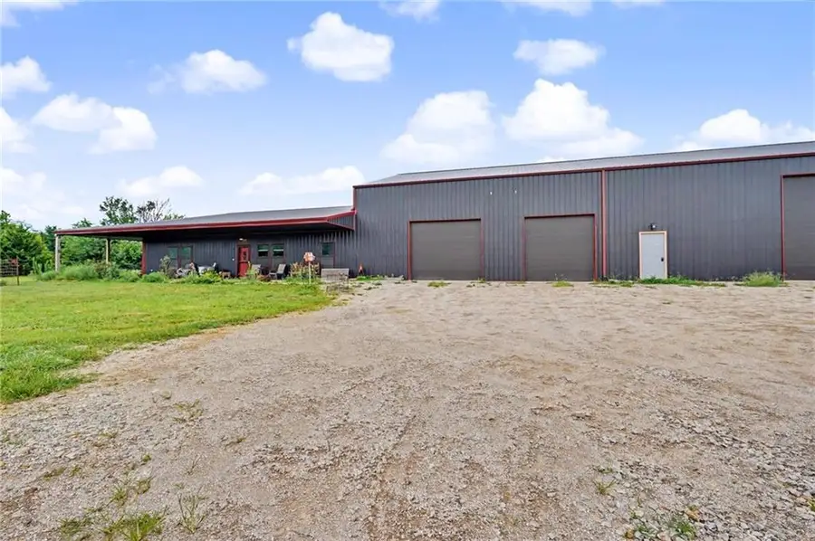 2216 Eisenhower Road, Ottawa, KS 66067 - #3