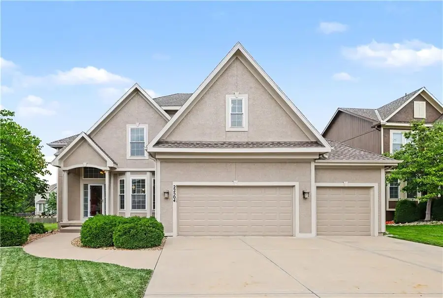 22504 W 55th Terrace, Shawnee, KS 66226 - #2