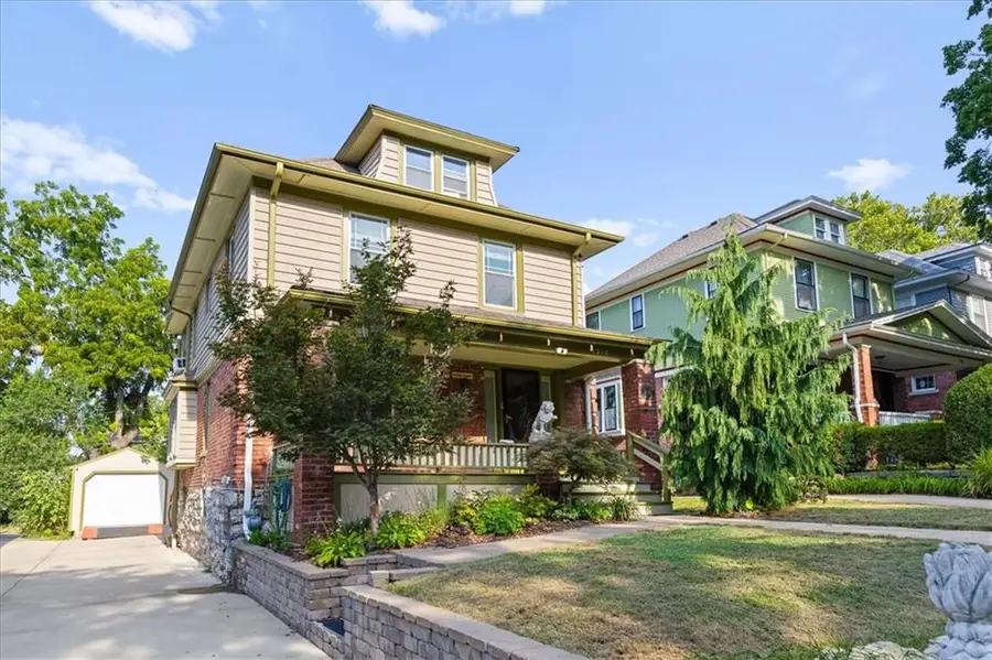 4310 Campbell Street, Kansas City, MO 64110 - #2
