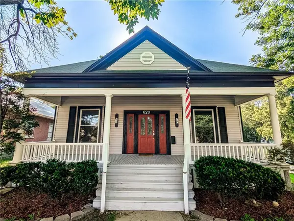 620 N Washington Street, Nevada, MO 64772