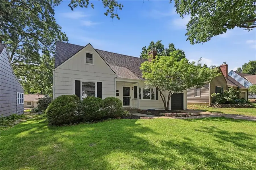 5516 Rosewood Street, Roeland Park, KS 66205 - #3
