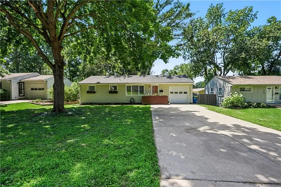 7110 Santa Fe Drive, Overland Park, KS 66204 - #2