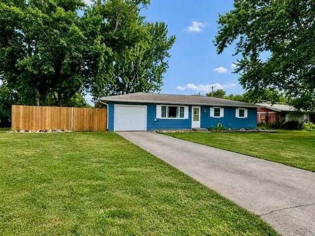 721 E Garfield Street, Iola, KS 66749 - #1
