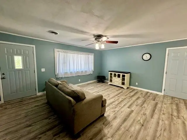 721 E Garfield Street, Iola, KS 66749 - #2