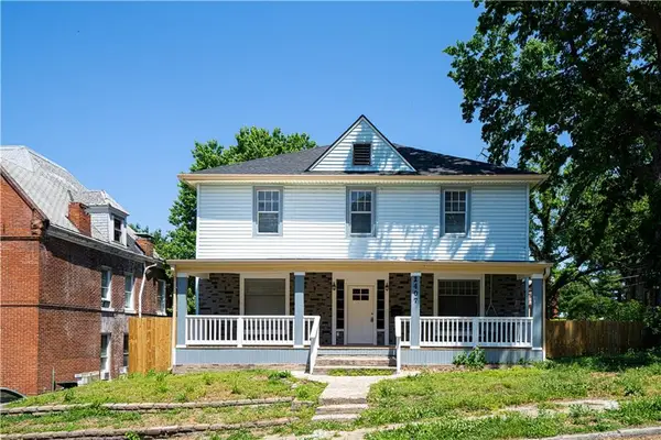 1407 Felix Street, St Joseph, MO 64501