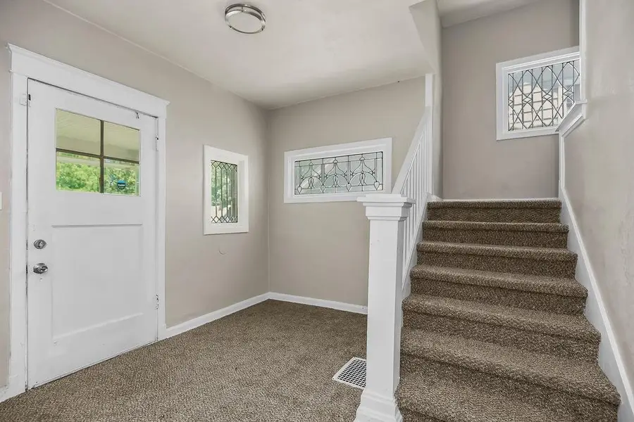 1613 Poplar Avenue, Kansas City, MO 64127 - #3