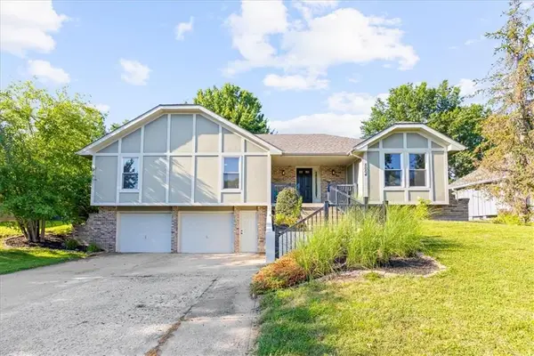 5004 NW 85th Street, Kansas City, MO 64154