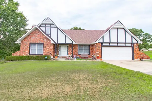 1519 Shady Lane, Warsaw, MO 65355