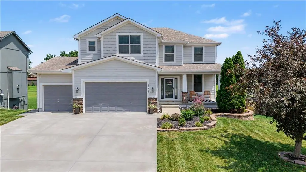 1000 Bellflower Lane, Greenwood, MO 64034 - #1