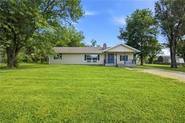 2278 Jayhawk Road, Fort Scott, KS 66701