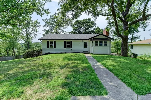 2820 Berry Lane, Independence, MO 64057