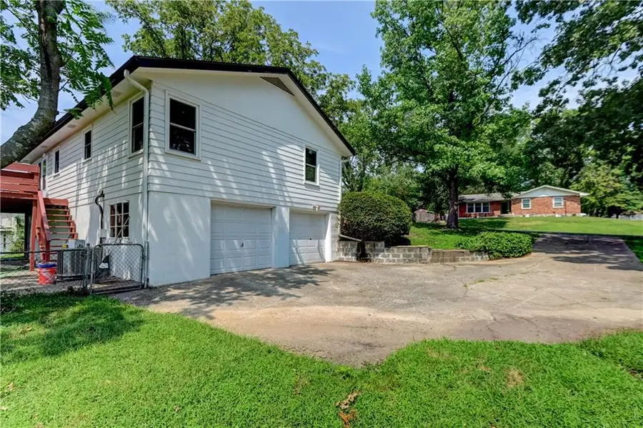 2820 Berry Lane, Independence, MO 64057 - #3