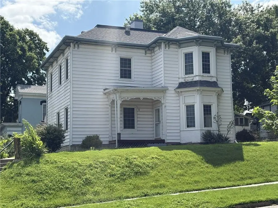 900 S 5th Street, Atchison, KS 66002 - #2