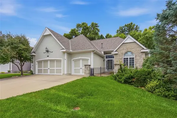 4809 W 162nd Street, Overland Park, KS 66085