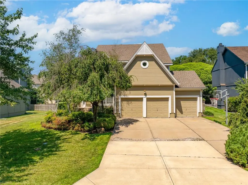 13844 Bradshaw Street, Overland Park, KS 66221 - #1