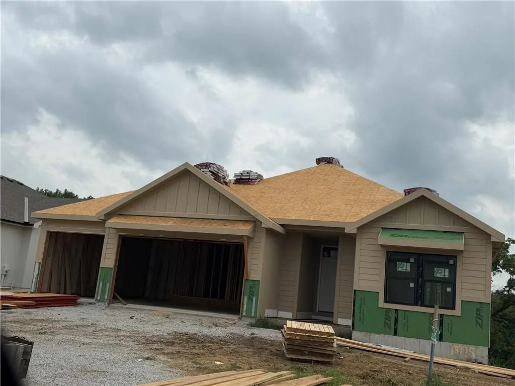 13775 NW 70th Street, Parkville, MO 64152 - #1